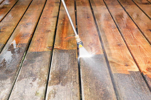 Why Choose Our Certified Pressure Washing Experts for Your Project Needs in Falfurrias, TX?